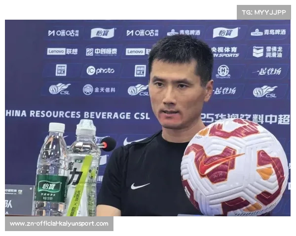 国脚迎新主帅，邵佳一执教思路受关注